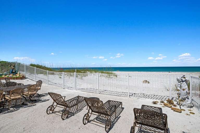 Anna Maria Wave - Anna Maria Accommodations