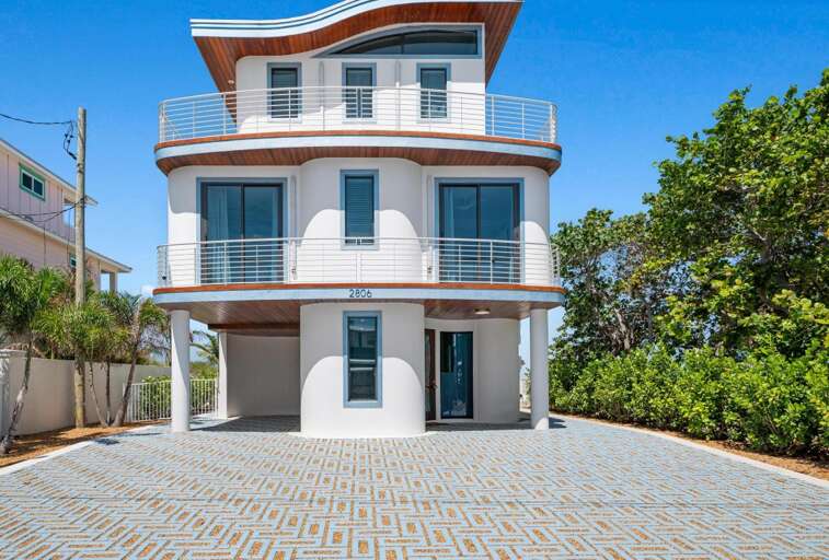Anna Maria Wave - Anna Maria Accommodations