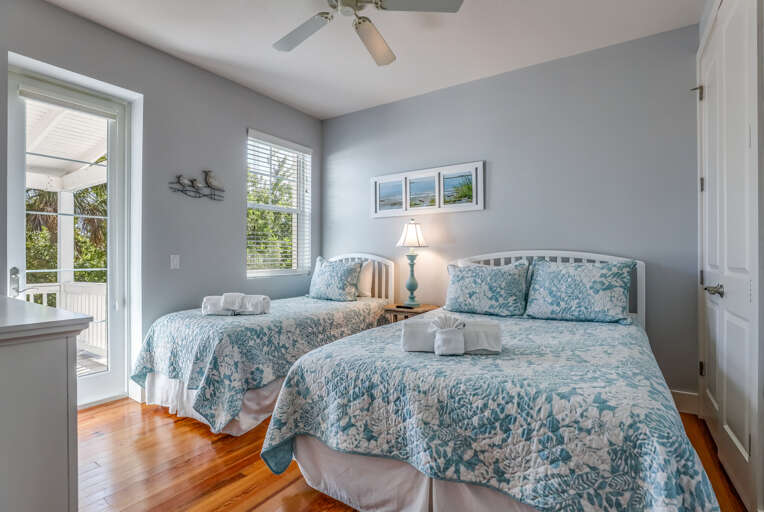 Additional Bedroom - Queen w/ Twin