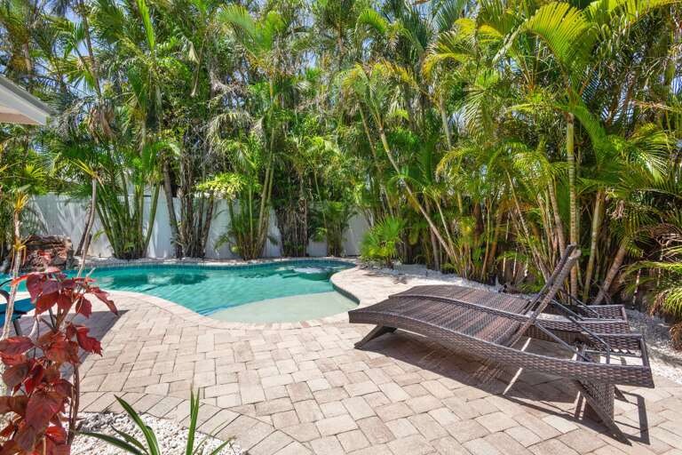 Poolside Loungers