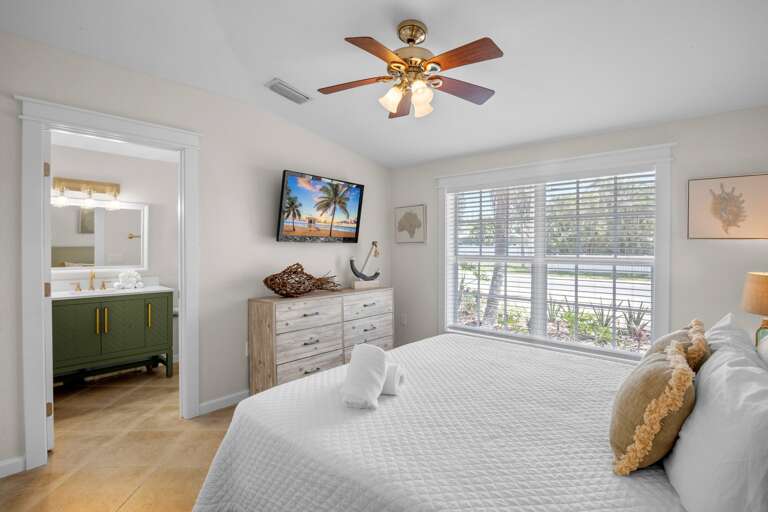 Primary Bedroom, King