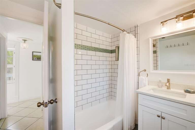 Primary Bedroom, Ensuite bathroom