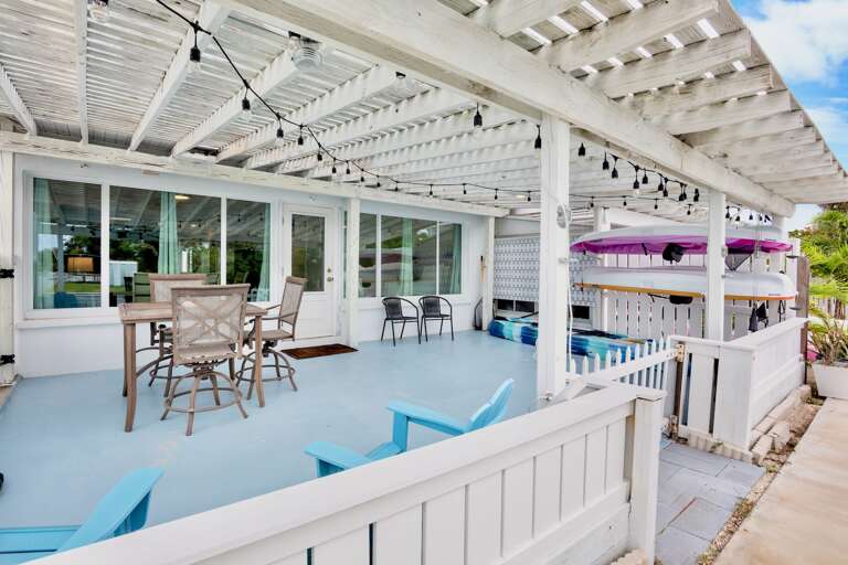 Waterfront Outdoor Dining and Seating