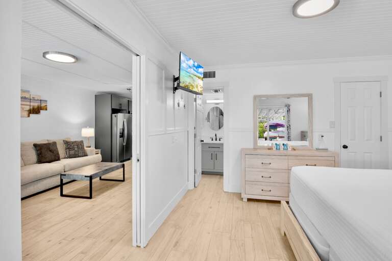 Primary Bedroom, King bed