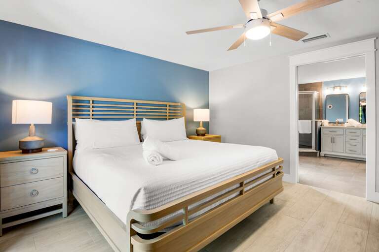 Primary Bedroom, King bed