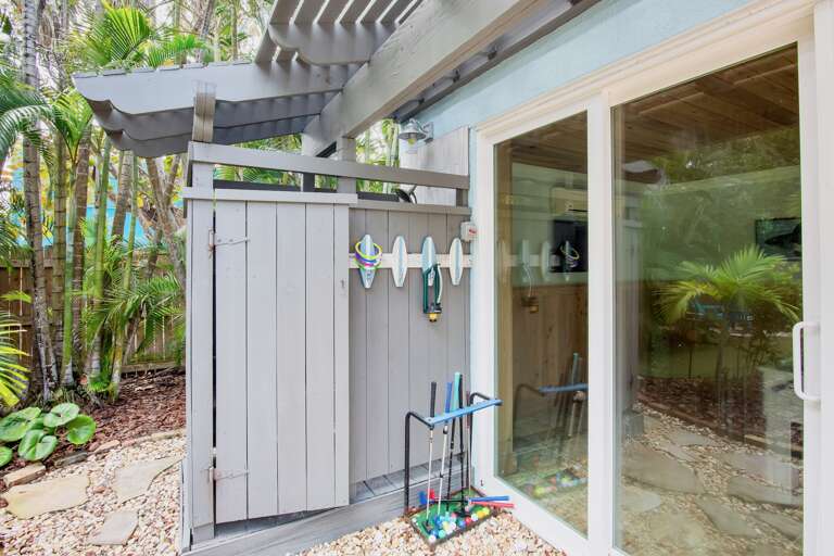 Outdoor Shower and Golf Gear