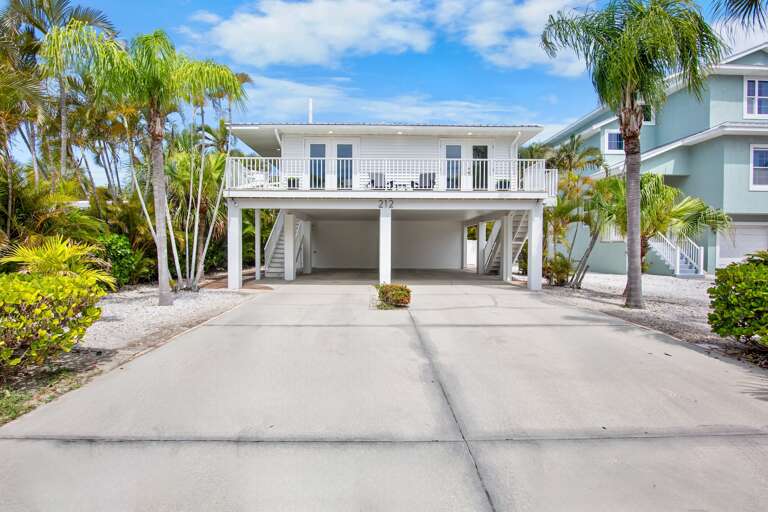 Chardonnay Shores by Anna Maria Island Accommodations