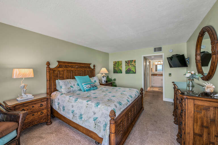 Primary Bedroom - King