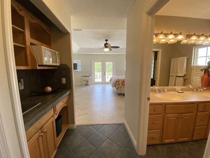 Primary Ensuite - Entrance