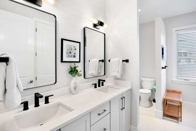 Primary Bathroom, Ensuite