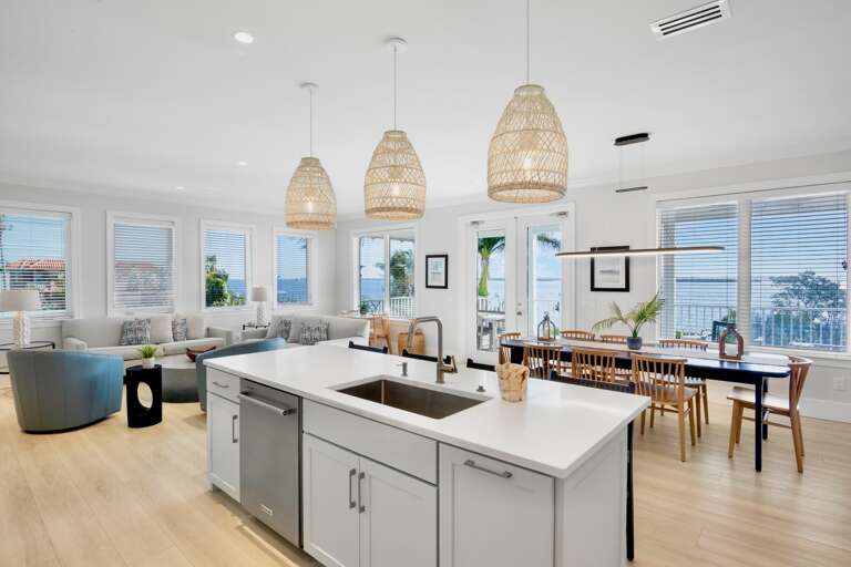 Kitchen Island, Breakfast Bar