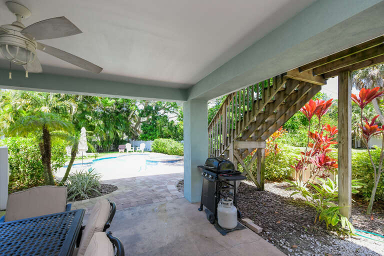 Outdoor Dining Area with BBQ Grill