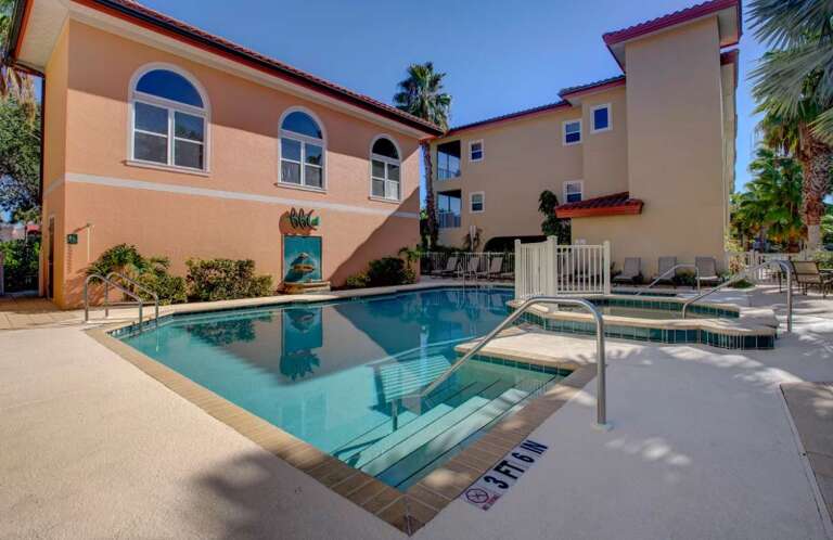 Bradenton Beach Club Second Pool