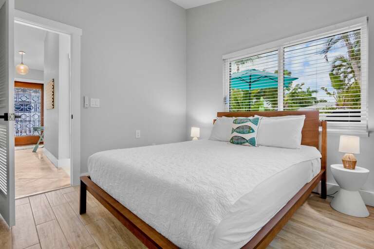 Second Bedroom - Queen