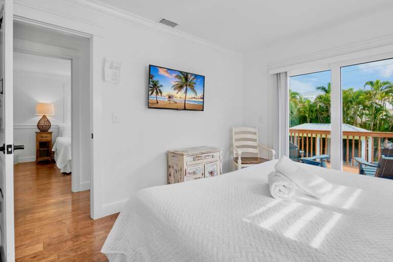 Second Bedroom, King bed