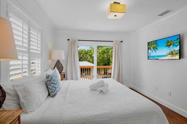 Primary Bedroom, King bed