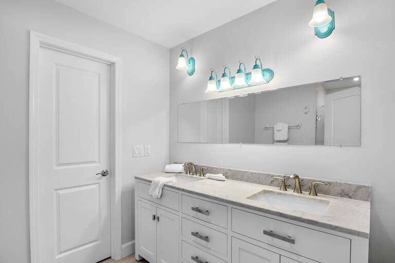 Primary Ensuite Bathroom