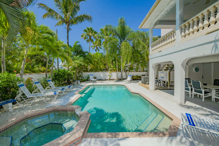 Private Pool and Spa