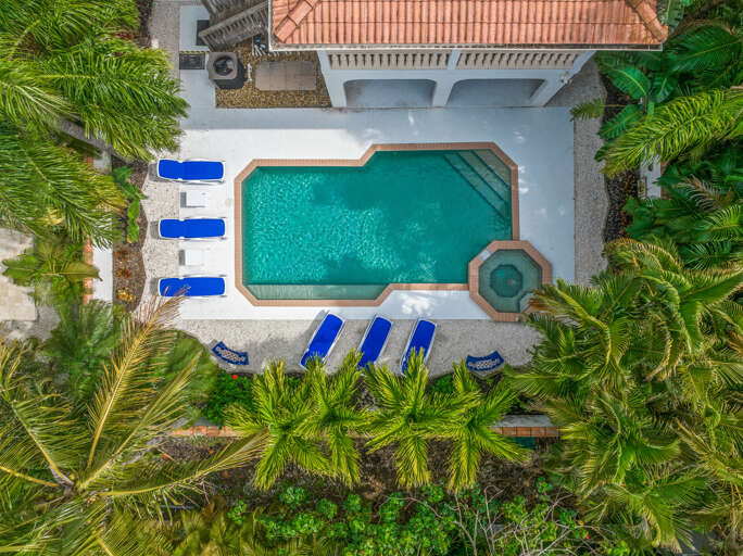 Private Pool and Spa