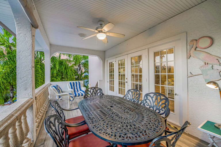 Outdoor Dining Area