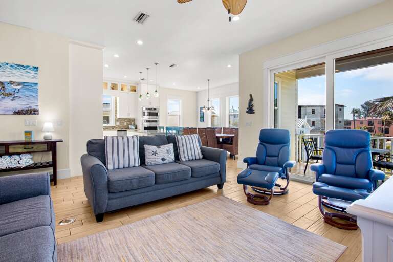 Living area with access to the balcony