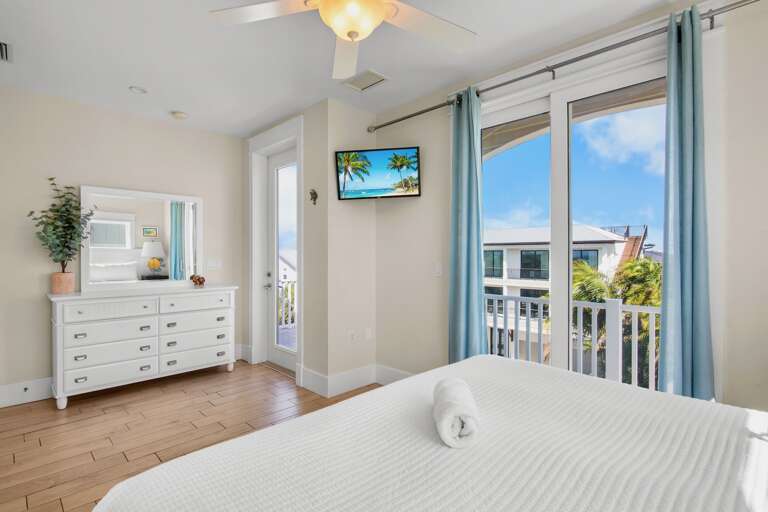 Primary Bedroom, King bed