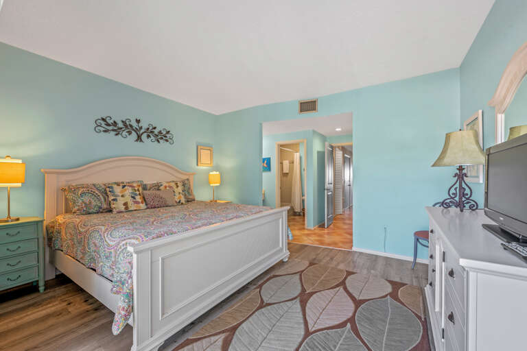 Primary Bedroom - King