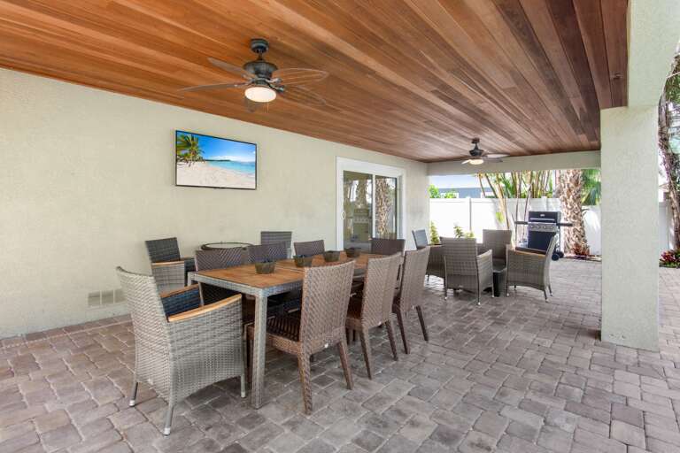 Poolside Dining Area