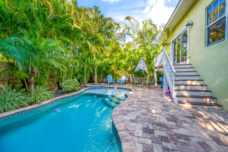 Private Pool and Outdoor Dining Area