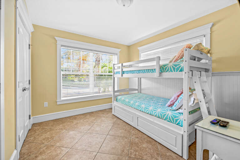 Additional Bedroom - Twin Bunk Room