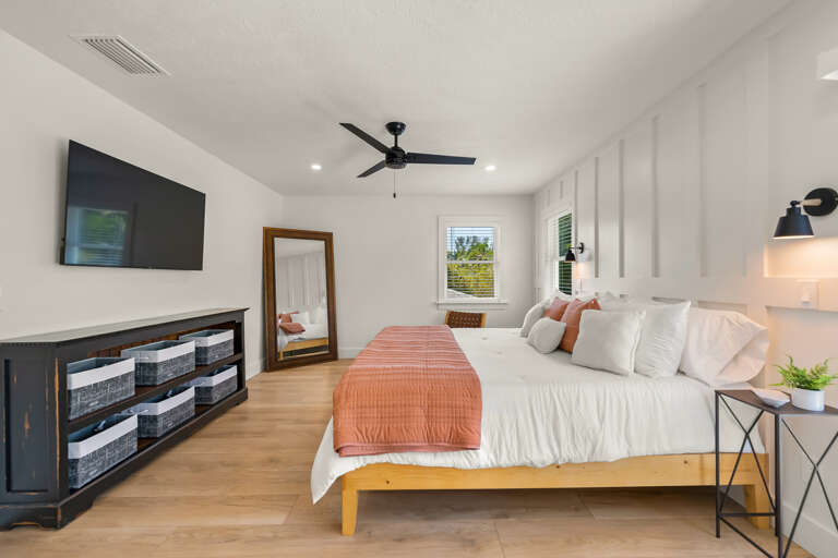 Primary Bedroom - King