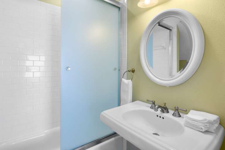 Primary Bathroom, Ensuite