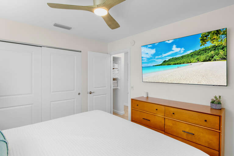 Primary Bedroom, King
