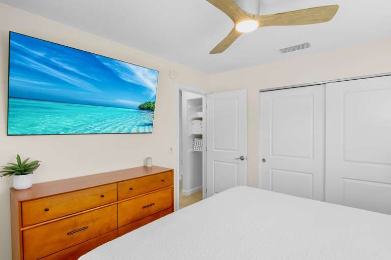 Primary Bedroom, King