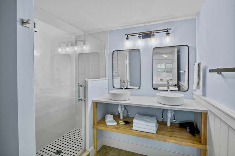 Primary Bedroom, Ensuite Bathroom