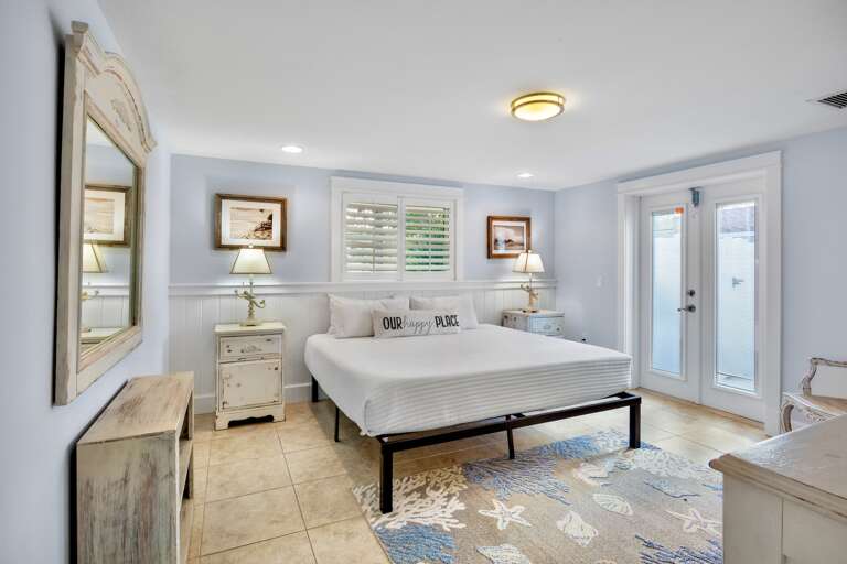 Primary Bedroom, King bed