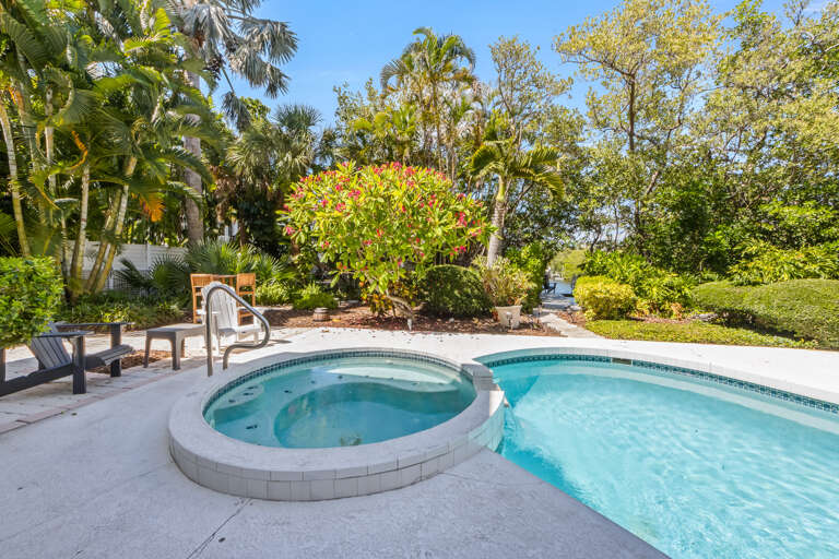 Private Pool and Hot Tub