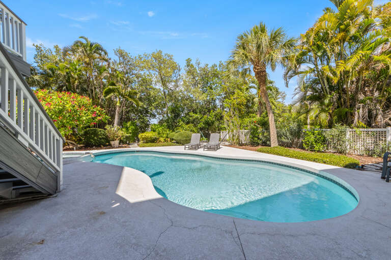 Private pool