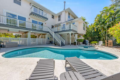 Tarpon Pointe by Anna Maria Vacations