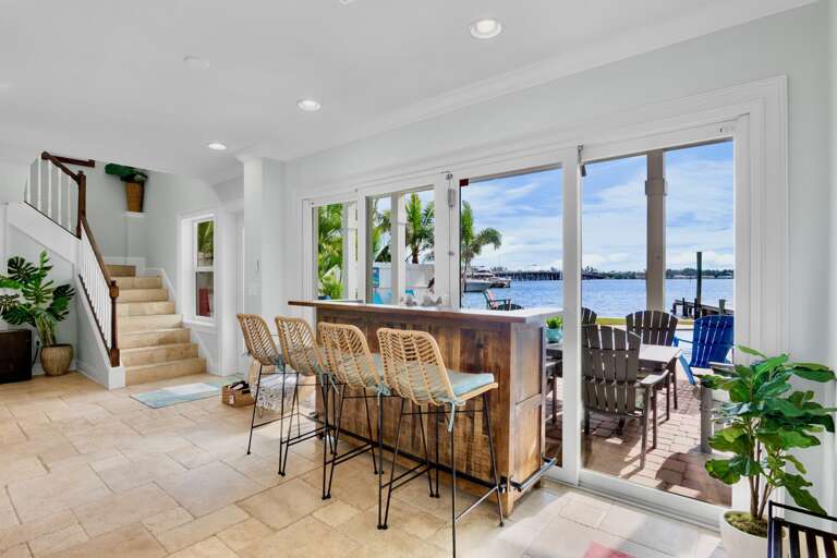 Additional Seating to Second Floor Living