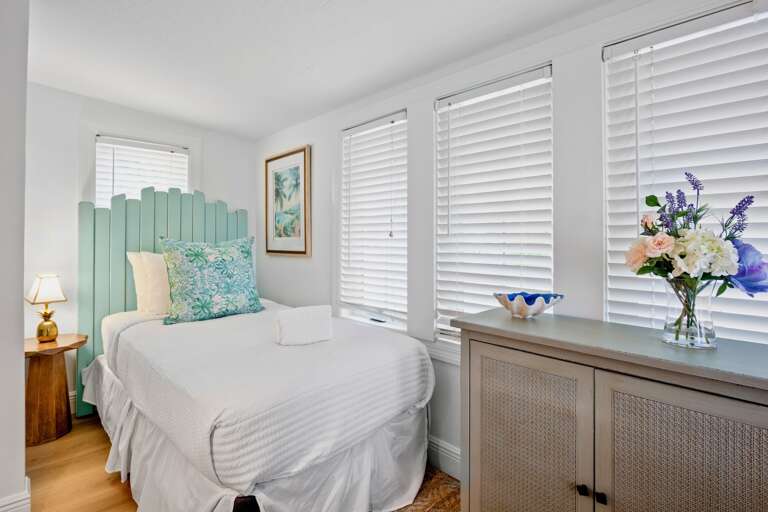 Fourth Bedroom (First Floor) - Two Twin Beds