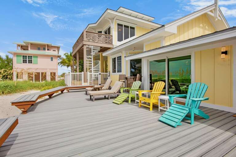 Outdoor Lounge