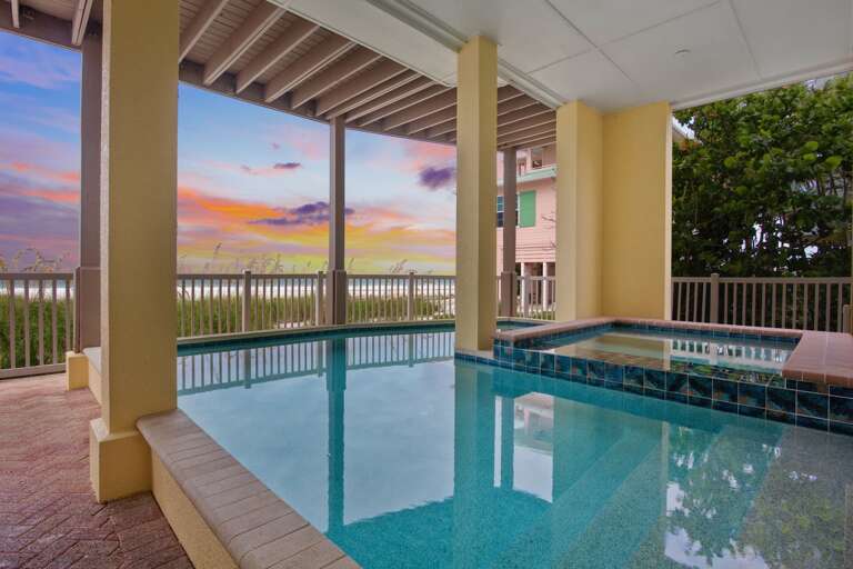 Private pool with relaxing spa