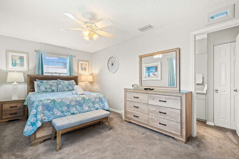Primary Bedroom - Queen Bed and Dresser