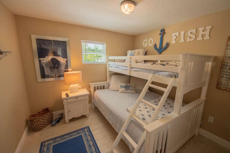 Third Bedroom - Twin-over-Queen Bunk
