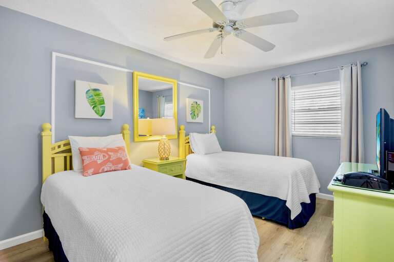 Second Bedroom, Two twin beds