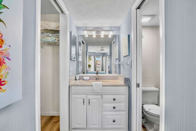 Primary Bedroom, Ensuite bath
