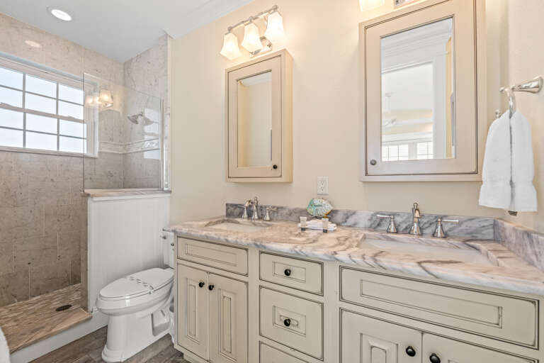 Fifth En-Suite - Walk-in Shower