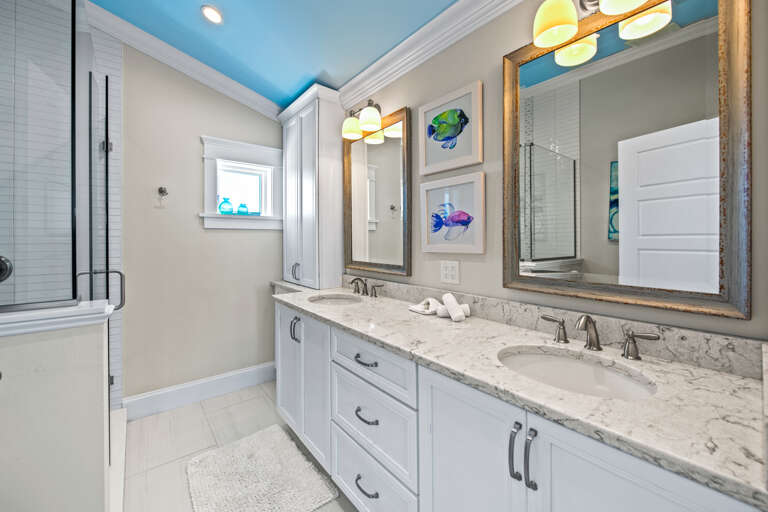 Second Ensuite Bathroom