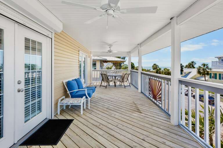 Balcony Seating, Dining Area